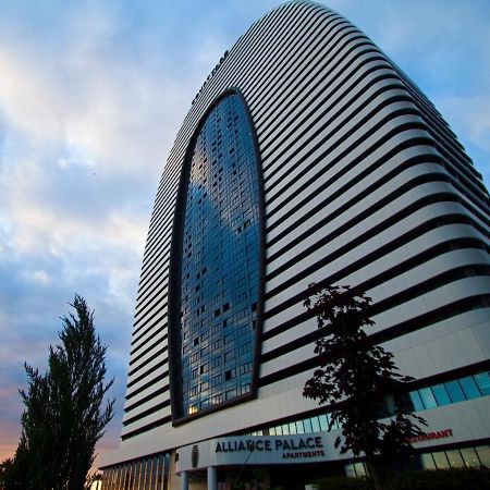 Apartments In Alliance Batumi Esterno foto