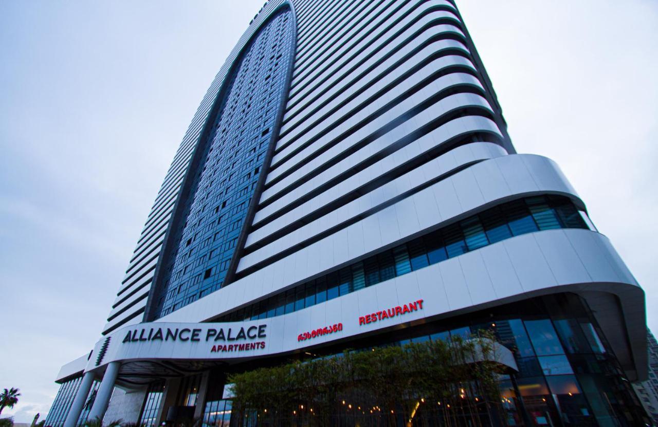 Apartments In Alliance Batumi Esterno foto